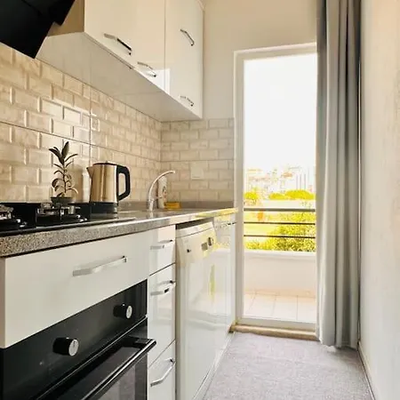 Apartment Denize Yakin, Ferah