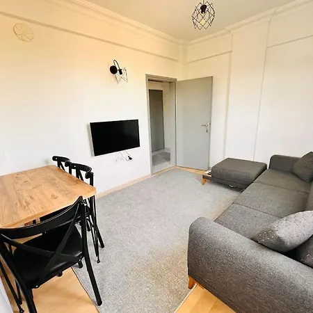 Apartment Denize Yakin, Ferah